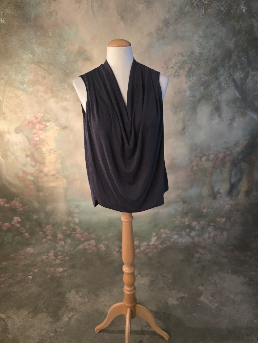 Mystree Sleeveless Cowl Neck Black Top Floral Insert In Back S